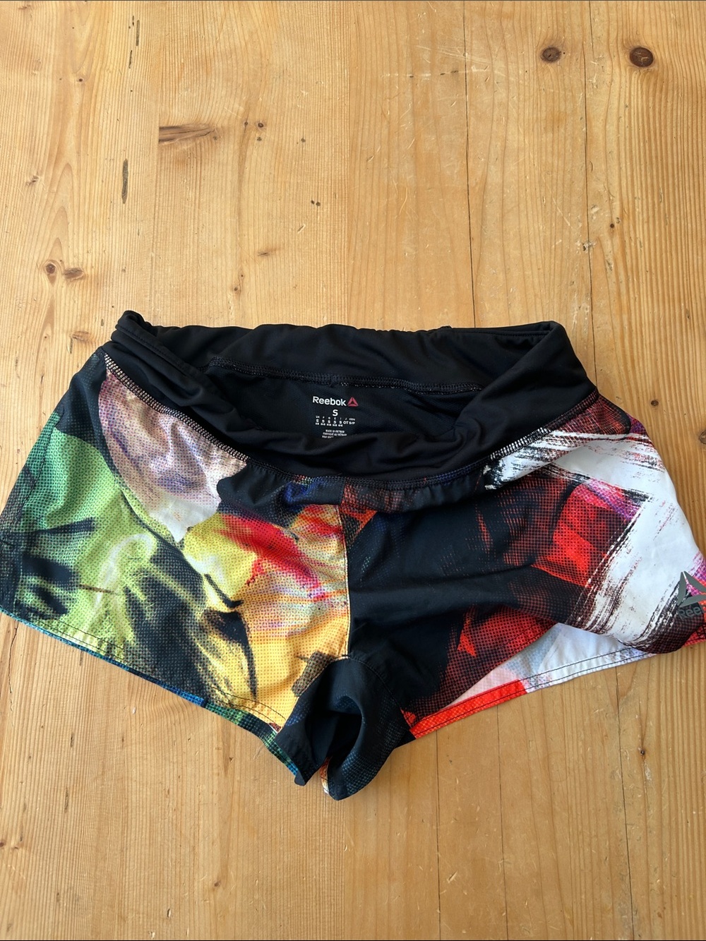 Reebok Black Multicolor Abstract Print Bike Shorts